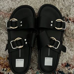 Dolce Vita Black Sandals with Sleek Design